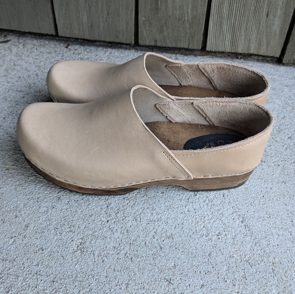 Kitty Clogs Studio Low Jord Clog - Picture 2 of 7